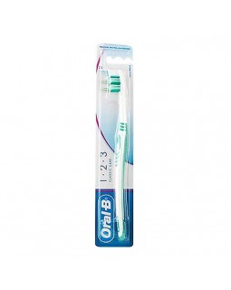 Классическая зубная щетка (средняя жесткость) ORAL-B 123 Medium 35