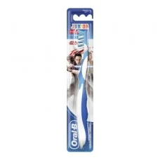 Зубная щетка ORAL-B JUNIOR 6+ STAR WARS